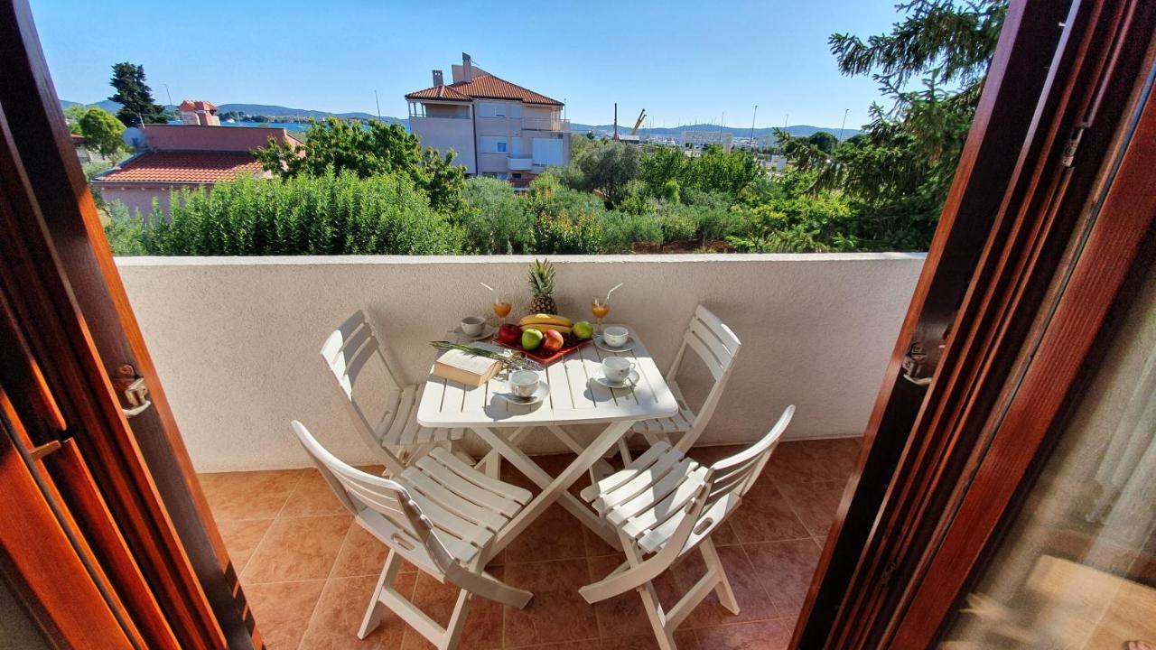 Apartments Sime Sukošan Dış mekan fotoğraf